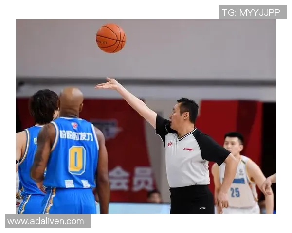 季后赛激战北京首钢对决福建豹发力王哲林展现巅峰对抗魅力